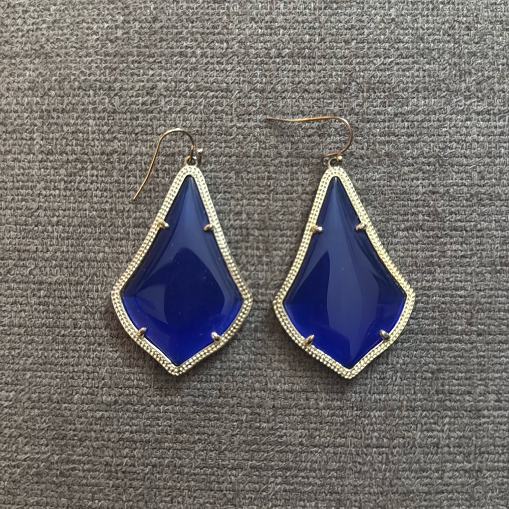 Kendra Scott earrings